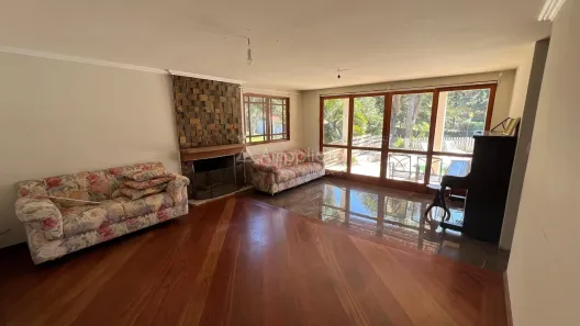 Fazenda / Sítio / Chácara com 3 Quartos para alugar, 161m² no Jardim da Colina, Campina Grande do Sul
