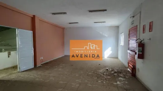 Galpão / Depósito / Armazém à venda, 250m² no Jardim São Pedro, Hortolândia