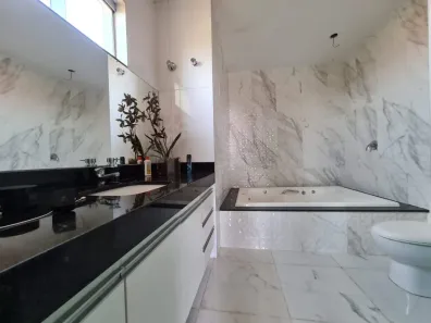 Casa com 4 Quartos à venda, 250m² no Marilândia - 2ª Seção, Ibirité