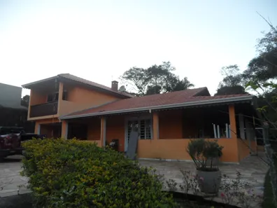 Fazenda / Sítio / Chácara com 6 Quartos à venda, 2137m² no , Ibiúna