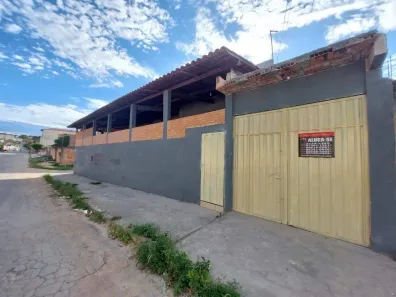 Casa com 3 Quartos para alugar, 240m² no Santa Marta, Ribeirão das Neves