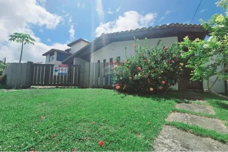 Casa de Condomínio com 3 Quartos à venda, 245m² no Piatã, Salvador