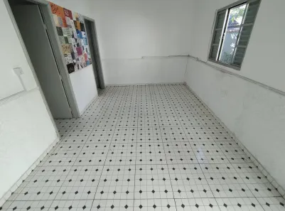 Casa com 1 Quarto para alugar, 50m² no Jardim Meriti, São João de Meriti