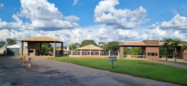 Casa de Condomínio com 2 Quartos à venda, 149m² no Setor Central, Hidrolândia