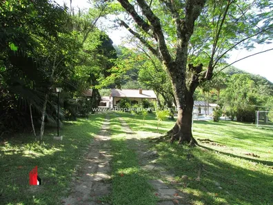 Fazenda / Sítio / Chácara com 7 Quartos à venda, 3600m² no Boca do Mato, Cachoeiras de Macacu