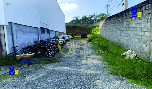 Galpão / Depósito / Armazém à venda, 2400m² no Estância Imperial, Araçariguama