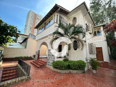 Casa com 4 Quartos à venda, 300m² no Ingá, Niterói