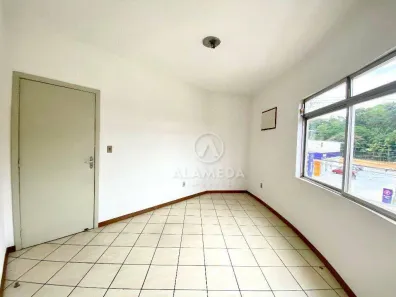 Conjunto Comercial / Sala para alugar, 110m² no Vila Nova, Blumenau