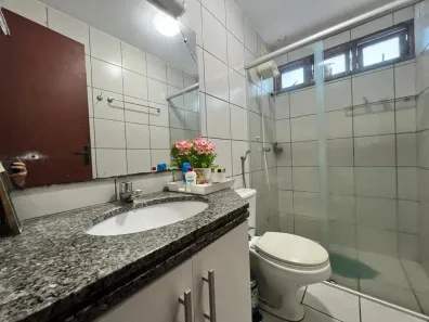 Casa de Condomínio com 3 Quartos à venda, 132m² no Zoobotânico, Teresina