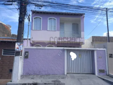 Casa com 4 Quartos à venda, 185m² no Grageru, Aracaju