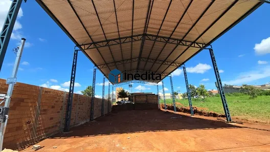 Galpão / Depósito / Armazém para alugar, 300m² no Condomínio Portal das Águas, Hidrolândia