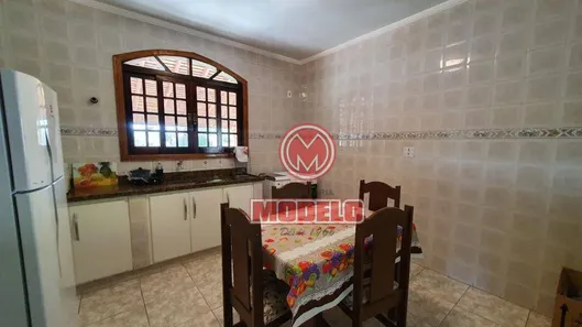 Fazenda / Sítio / Chácara com 3 Quartos à venda, 160m² no Colinas do Piracicaba (Ártemis), Piracicaba
