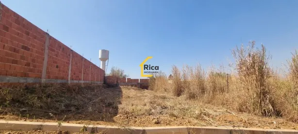 Terreno / Lote / Condomínio à venda, 400m² no Taguatinga Norte, Brasília