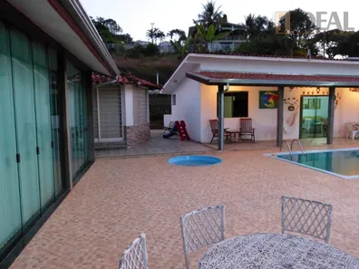 Casa de Condomínio com 4 Quartos à venda, 170m² no , Serra Negra