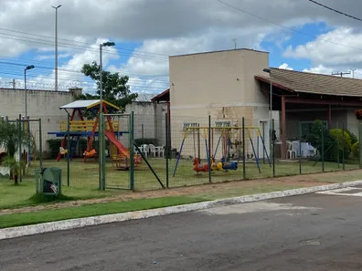 Casa de Condomínio com 3 Quartos para alugar, 69m² no Jardim Decolores, Trindade