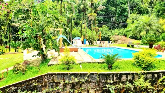 Casa de Condomínio com 3 Quartos à venda, 450m² no Corujas, Guapimirim