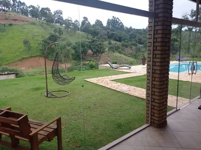 Fazenda / Sítio / Chácara com 2 Quartos à venda, 300m² no , Mairinque