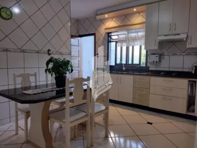 Casa com 3 Quartos à venda, 218m² no Itoupavazinha, Blumenau