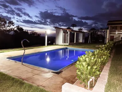 Fazenda / Sítio / Chácara com 4 Quartos à venda, 225m² no Área Rural de Esmeraldas, Esmeraldas