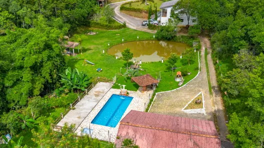 Fazenda / Sítio / Chácara com 6 Quartos à venda, 11000m² no São Miguel, Almirante Tamandaré