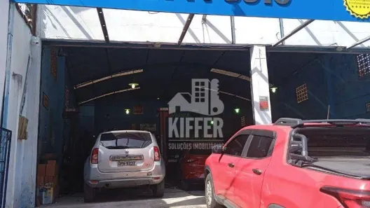 Galpão / Depósito / Armazém à venda, 300m² no Santa Rosa, Niterói