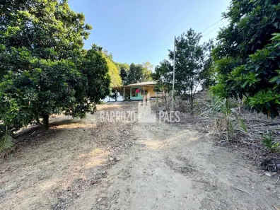 Fazenda / Sítio / Chácara com 4 Quartos à venda, 135000m² no Funchal, Cachoeiras de Macacu