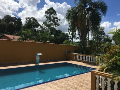 Fazenda / Sítio / Chácara com 4 Quartos à venda, 2000m² no Ibiúna, Ibiúna