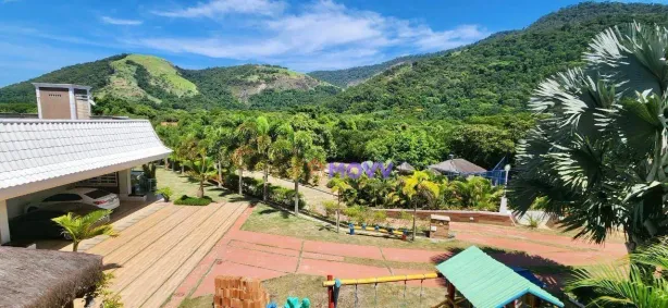 Fazenda / Sítio / Chácara com 5 Quartos à venda, 600m² no São José do Imbassaí, Maricá