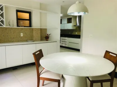 Loja / Salão / Ponto Comercial com 3 Quartos à venda, 138m² no Várzea, Teresópolis