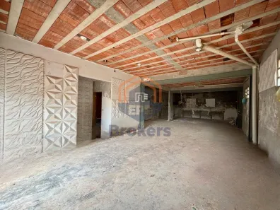 Loja / Salão / Ponto Comercial com 1 Quarto para alugar, 92m² no , Jarinu