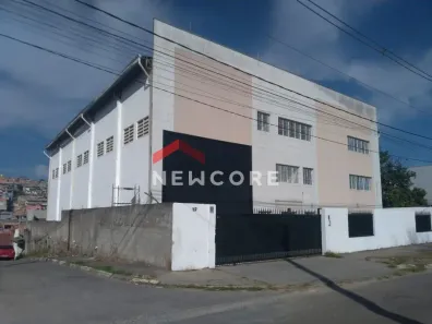 Galpão / Depósito / Armazém à venda, 750m² no Chácara do Solar I (Fazendinha), Santana de Parnaíba