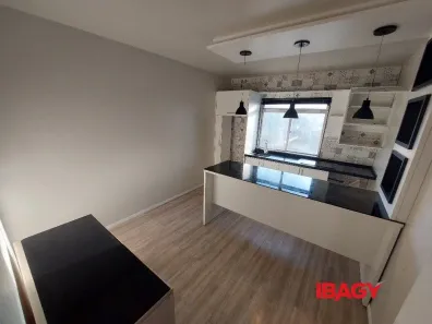 Apartamento com 2 Quartos para alugar, 68m² no Capoeiras, Florianópolis
