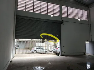 Galpão / Depósito / Armazém para alugar, 232m² no Jardim Fontana, Cotia