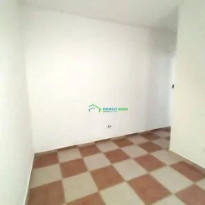 Casa com 1 Quarto para alugar, 50m² no Vila Dirce, Carapicuíba