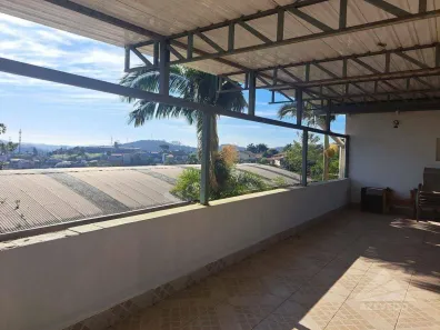 Casa com 3 Quartos para alugar, 295m² no Suíssa, Ribeirão Pires