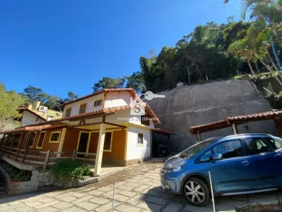 Casa com 4 Quartos à venda, 136m² no Itaipava, Petrópolis