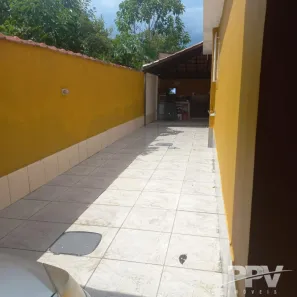 Fazenda / Sítio / Chácara com 2 Quartos à venda, 2340m² no Vale das Pedrinhas, Guapimirim
