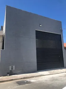 Galpão / Depósito / Armazém para alugar, 300m² no Vila Varela, Poá