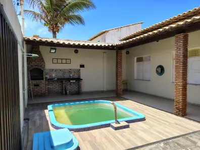 Casa com 3 Quartos para alugar, 180m² no , Estância