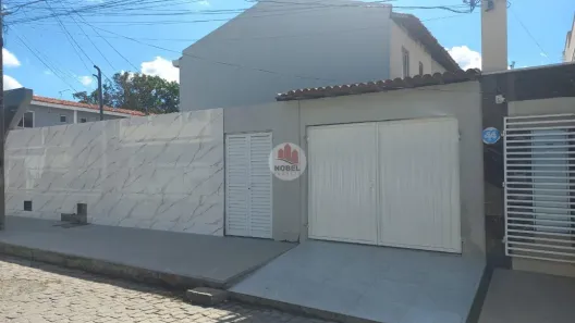 Sobrado com 2 Quartos à venda, 125m² no Campo Limpo, Feira de Santana
