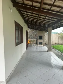 Casa com 3 Quartos para alugar, 228m² no Busca Vida (Abrantes), Camaçari