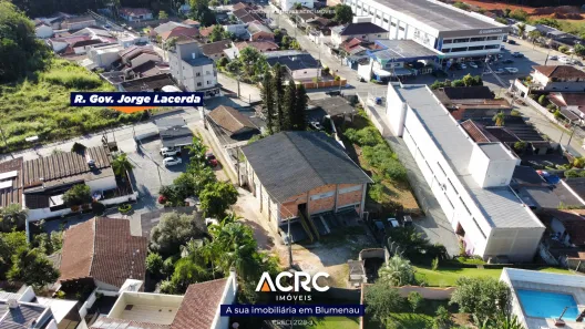 Galpão / Depósito / Armazém para alugar, 650m² no Velha Central, Blumenau