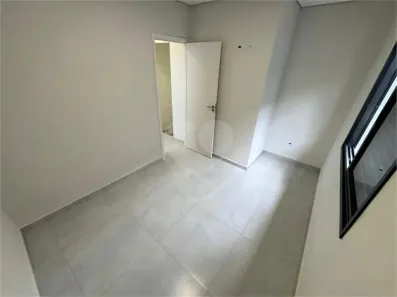 Casa de Vila com 2 Quartos para alugar, 58m² no Vila São Paulo, Mogi das Cruzes