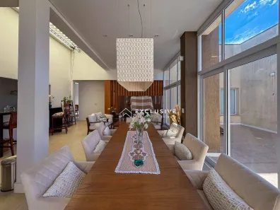 Casa de Condomínio com 3 Quartos para venda ou aluguel, 300m² no Residencial Santa Helena, Caçapava