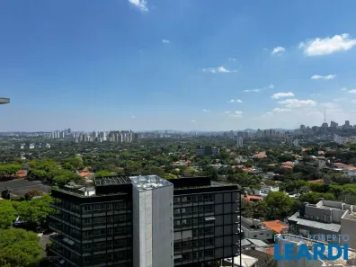 Apartamento com 4 Quartos para alugar, 150m² no Vila Madalena, São Paulo