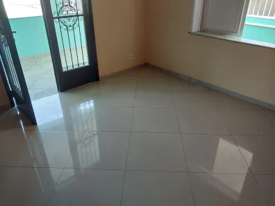 Sobrado com 5 Quartos para alugar, 110m² no São Lourenço, Niterói