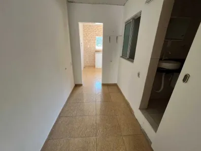 Casa com 2 Quartos para venda ou aluguel, 100m² no Vila Emil, Mesquita