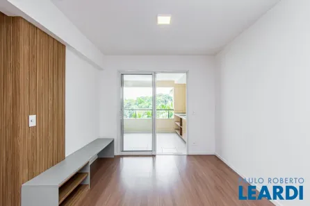 Apartamento com 3 Quartos para alugar, 87m² no Vila Emir, São Paulo