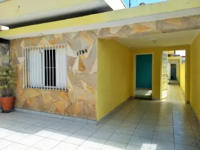 Casa Comercial com 2 Quartos para alugar, 70m² no Centro, Suzano