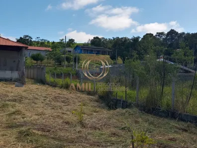 Fazenda / Sítio / Chácara com 3 Quartos à venda, 1400m² no Chácara Marambaia, Caçapava
